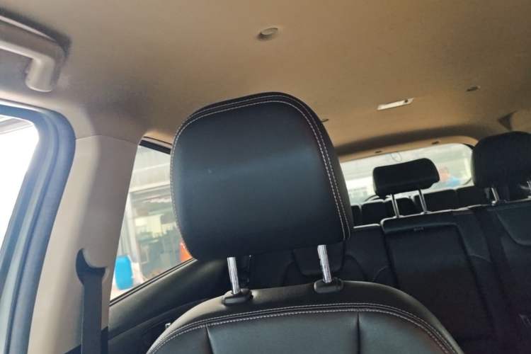 Used Dongfeng Fengon S560 2019 1.8L CVT Elite Model Headliner
