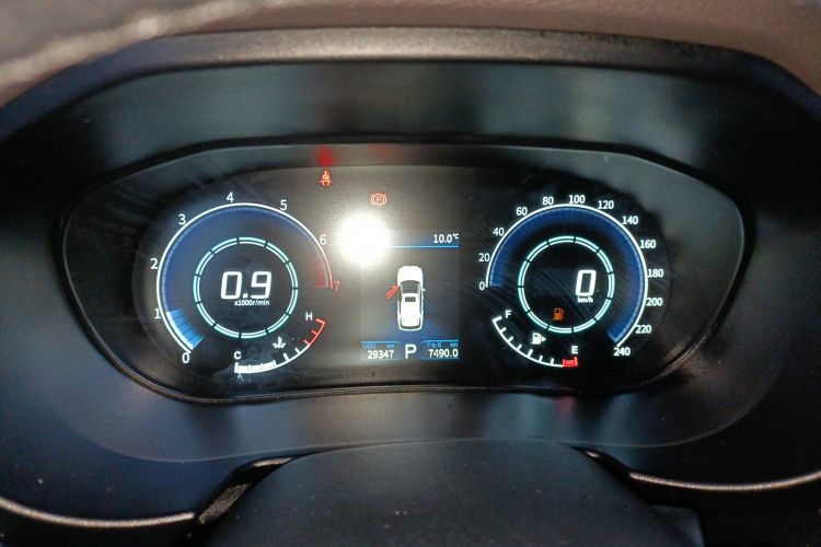 Used Dongfeng Fengon S560 2019 1.8L CVT Comfort Edition Instrument Cluster