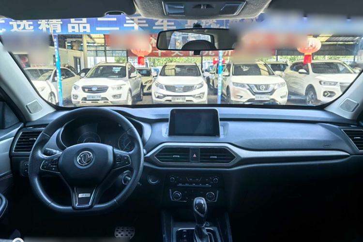 Used Dongfeng Fengon S560 2019 1.8L CVT Elite Model Interior 1