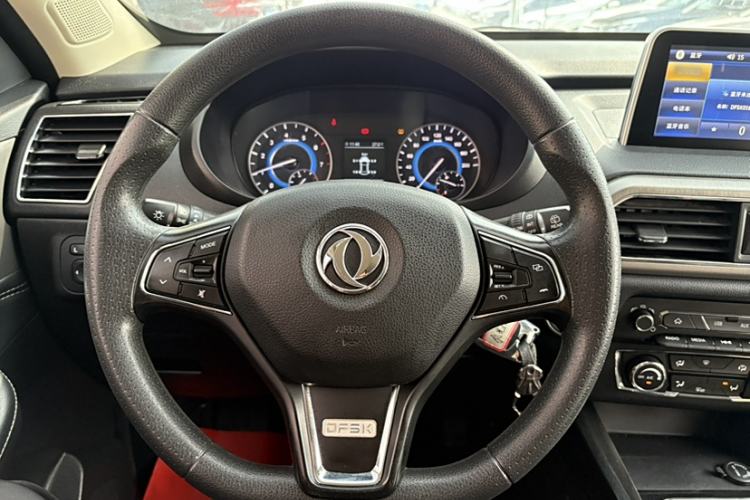 Used Dongfeng Fengon S560 2019 1.8L Manual Urban Model Interior 2