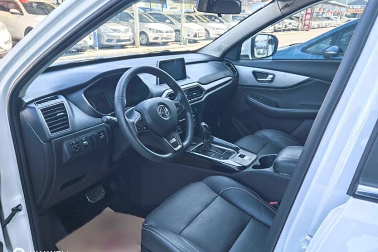 Used Dongfeng Fengon S560 2019 1.8L CVT Elite Model Interior 2