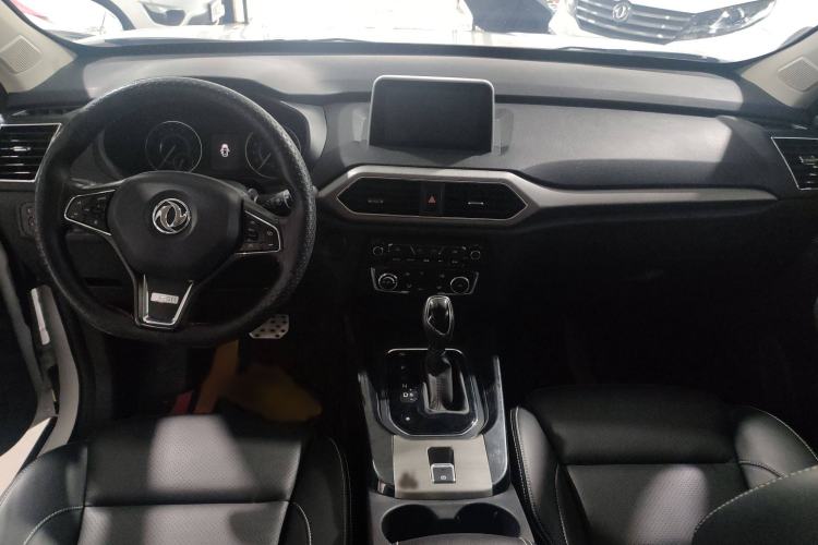 Used Dongfeng Fengon S560 2019 1.8L CVT Elite Model Interior 3