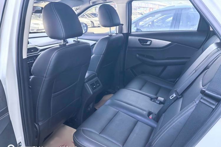 Used Dongfeng Fengon S560 2019 1.8L CVT Elite Model Interior 3
