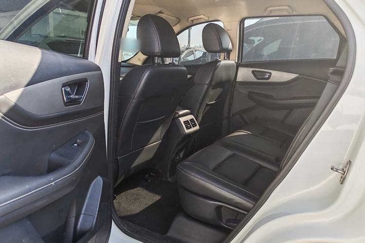Used Dongfeng Fengon S560 2019 1.8L CVT Elite Model Interior 4