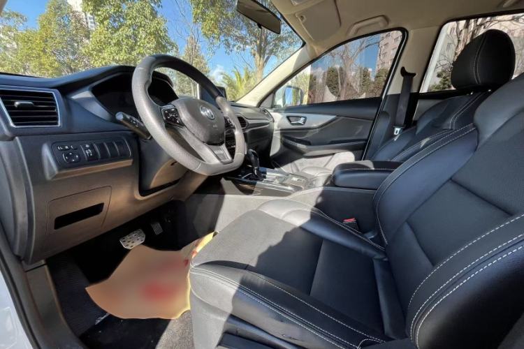 Used Dongfeng Fengon S560 2019 1.8L CVT Elite Model Interior 4