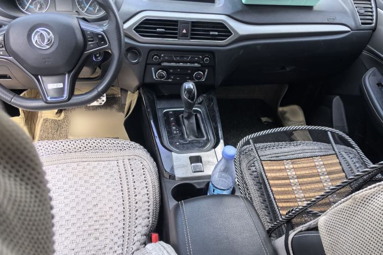 Used Dongfeng Fengon S560 2019 1.8L CVT Elite Model Interior 4