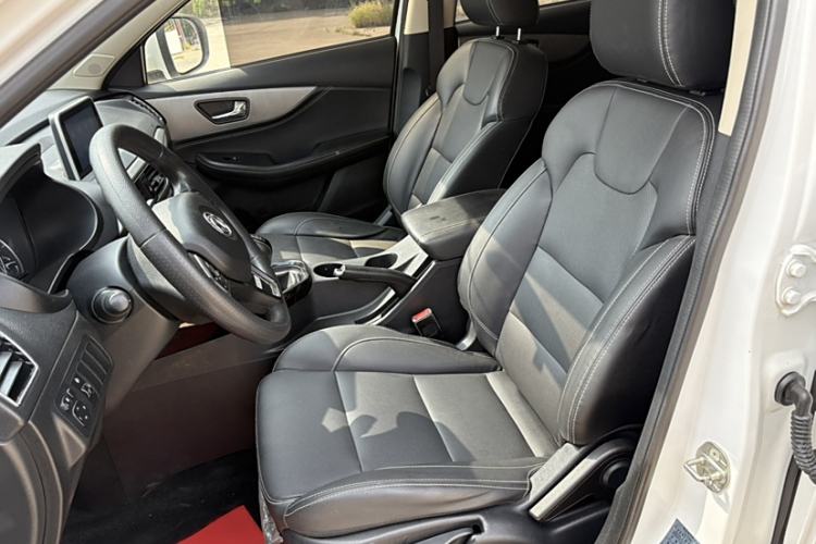 Used Dongfeng Fengon S560 2019 1.8L Manual Urban Model Interior 5