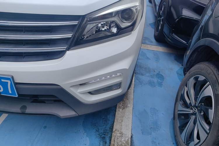 Used Dongfeng Fengon S560 2019 1.8L CVT Comfort Edition Left Front Headlight