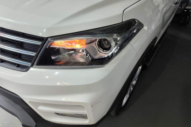 Used Dongfeng Fengon S560 2019 1.8L CVT Elite Model Left Front Headlight