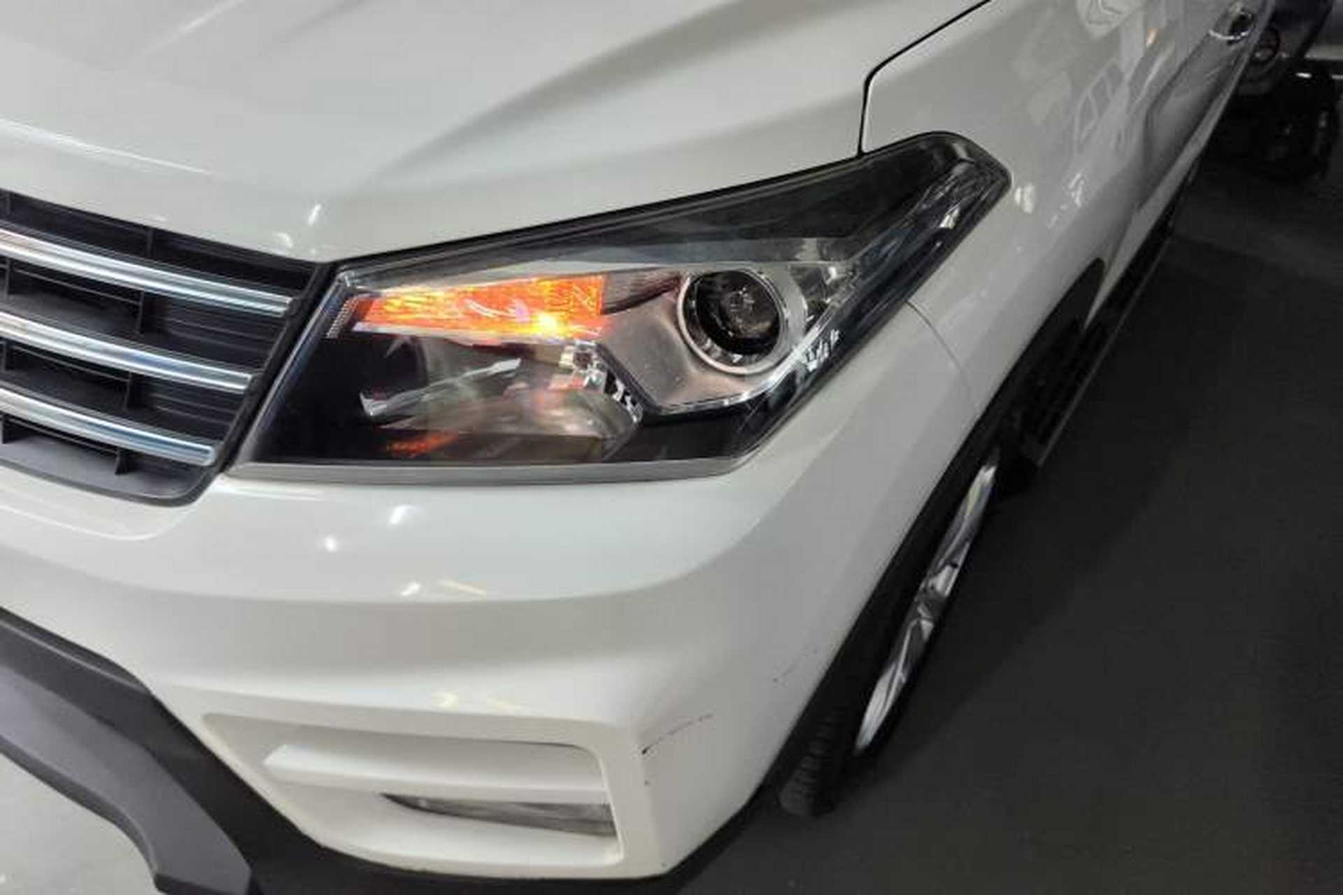 Used Dongfeng Fengon S560 2019 1.8L CVT Elite Model Left Front Headlight