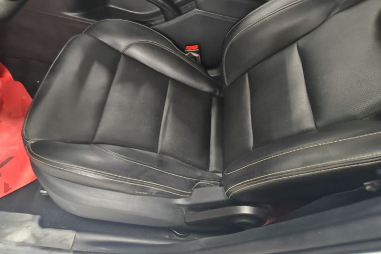 Used Dongfeng Fengon S560 2019 1.8L Manual Urban Model Left Front Seat