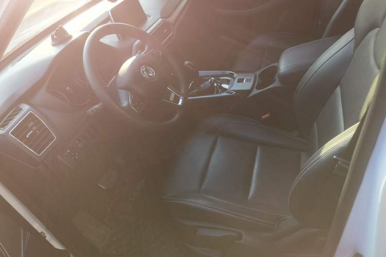 Used Dongfeng Fengon S560 2019 1.8L CVT Elite Model Left Front Seat