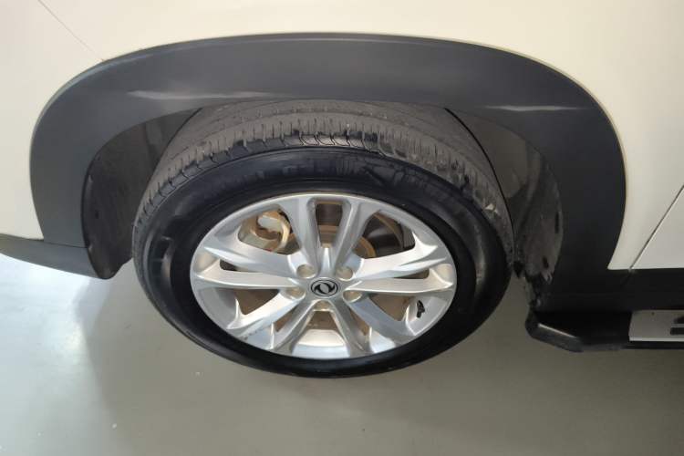 Used Dongfeng Fengon S560 2019 1.8L CVT Elite Model Left Front Wheel Hub