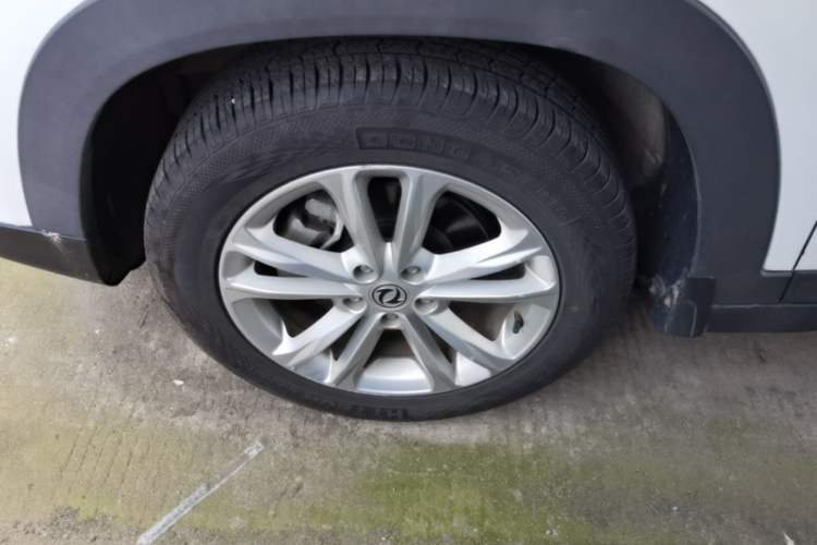 Used Dongfeng Fengon S560 2019 1.8L CVT Elite Model Left Front Wheel Hub