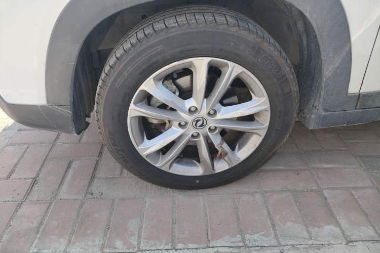Used Dongfeng Fengon S560 2019 1.8L CVT Elite Model Left Front Wheel Hub