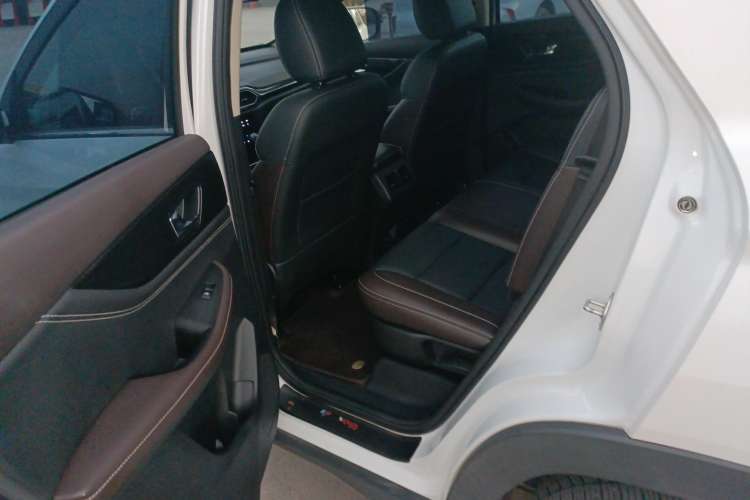 Used Dongfeng Fengon S560 2019 1.8L CVT Comfort Edition Left Rear Seat
