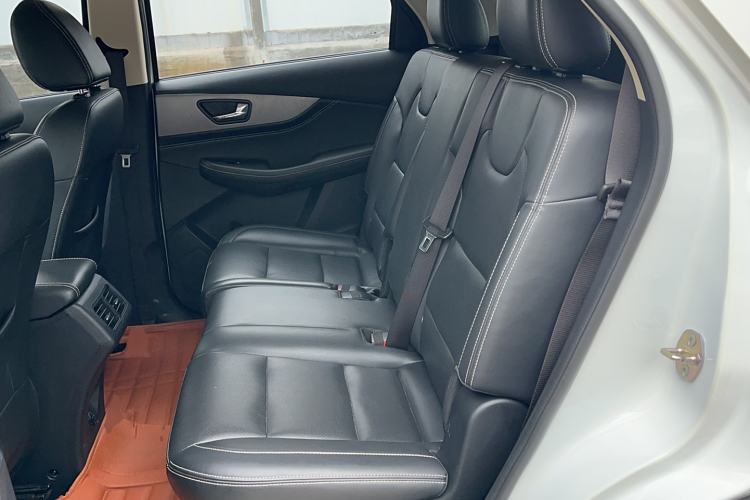 Used Dongfeng Fengon S560 2019 1.8L Manual Urban Model Left Rear Seat