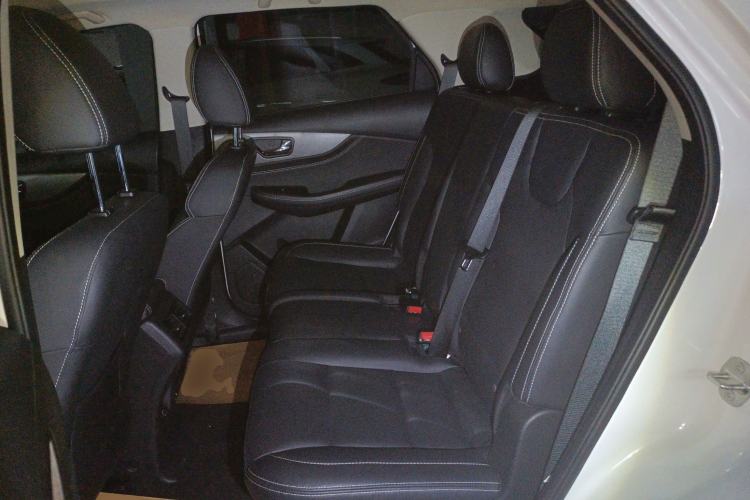 Used Dongfeng Fengon S560 2019 1.8L CVT Elite Model Left Rear Seat