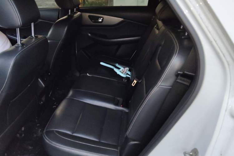 Used Dongfeng Fengon S560 2019 1.8L CVT Elite Model Left Rear Seat