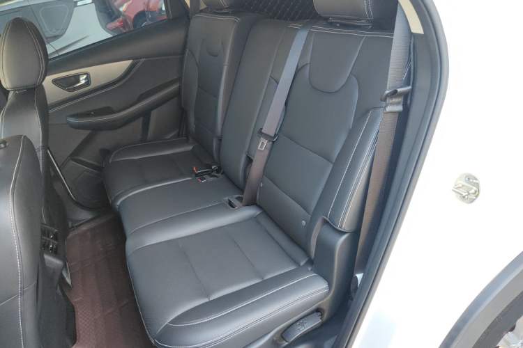 Used Dongfeng Fengon S560 2019 1.8L Manual Urban Model Left Rear Seat