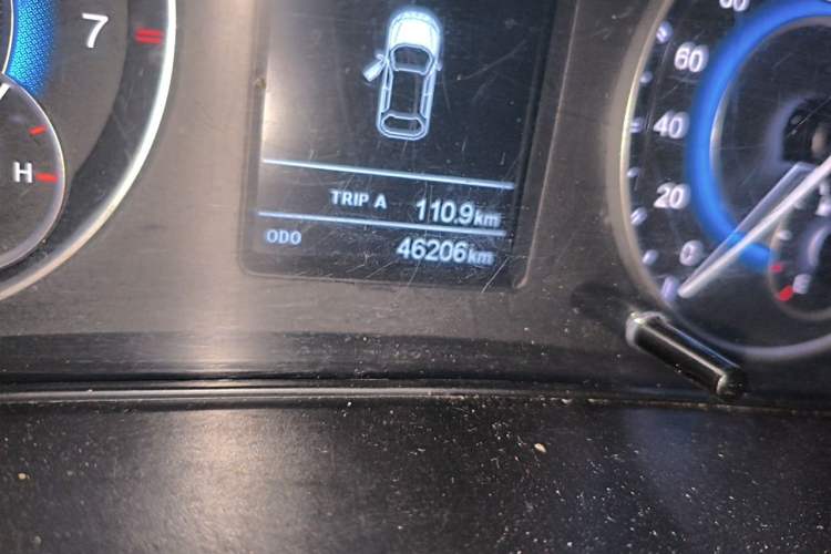 Used Dongfeng Fengon S560 2019 1.8L Manual Urban Model Odometer Close Up
