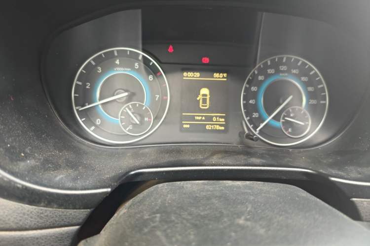 Used Dongfeng Fengon S560 2019 1.8L Manual Urban Model Odometer Close Up