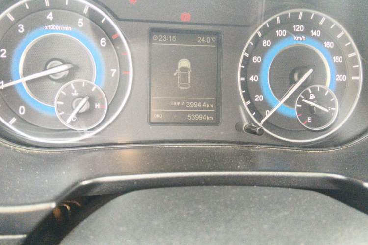 Used Dongfeng Fengon S560 2019 1.8L Manual Urban Model Odometer Close Up