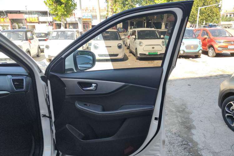 Used Dongfeng Fengon S560 2019 1.8L Manual Urban Model Right Front Door Interior