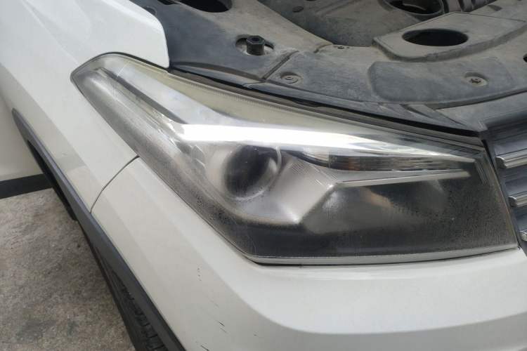 Used Dongfeng Fengon S560 2019 1.8L CVT Comfort Edition Right Front Headlight