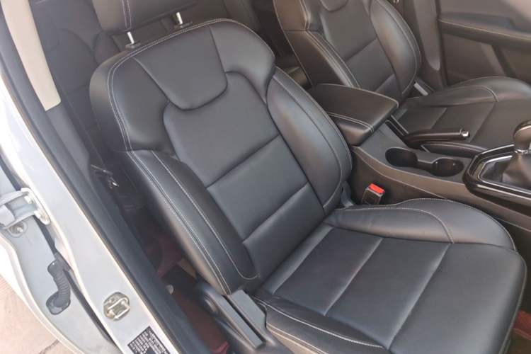 Used Dongfeng Fengon S560 2019 1.8L Manual Urban Model Right Front Seat