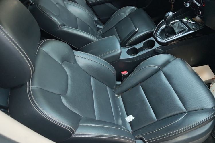 Used Dongfeng Fengon S560 2019 1.8L Manual Urban Model Right Front Seat