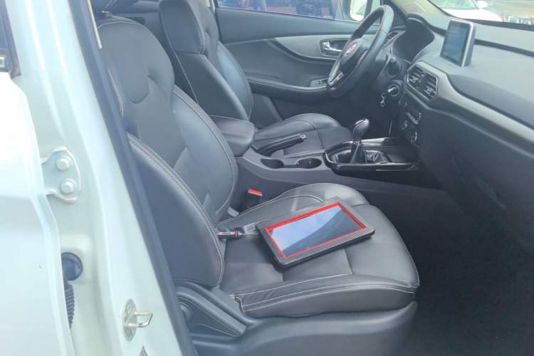 Used Dongfeng Fengon S560 2019 1.8L Manual Urban Model Right Front Seat