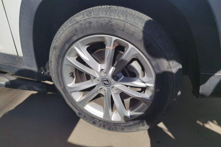 Used Dongfeng Fengon S560 2019 1.8L CVT Elite Model Right Front Wheel Hub