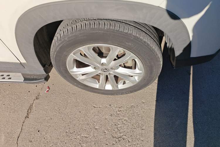 Used Dongfeng Fengon S560 2019 1.8L CVT Elite Model Right Front Wheel Hub