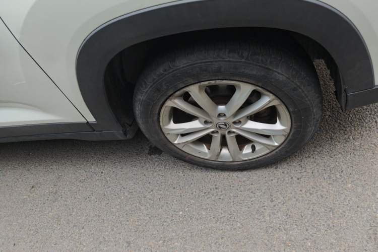 Used Dongfeng Fengon S560 2019 1.8L Manual Urban Model Right Front Wheel Hub