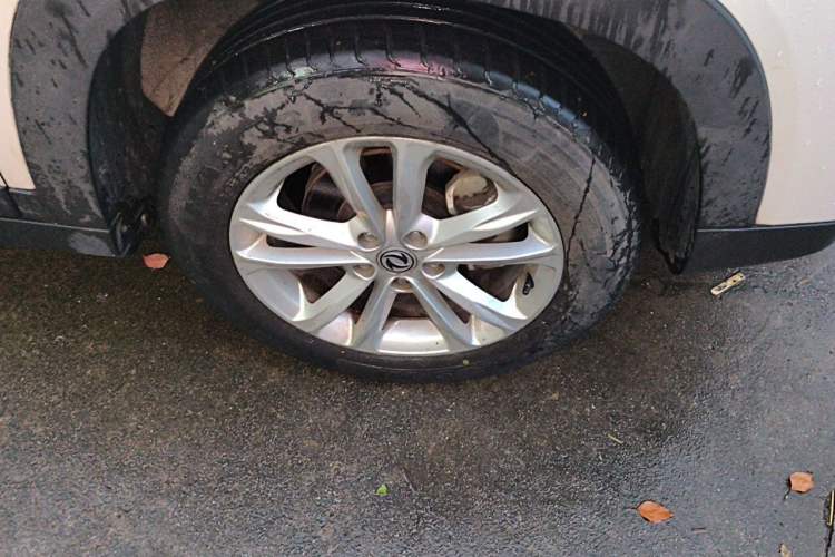 Used Dongfeng Fengon S560 2019 1.8L Manual Urban Model Right Front Wheel Hub