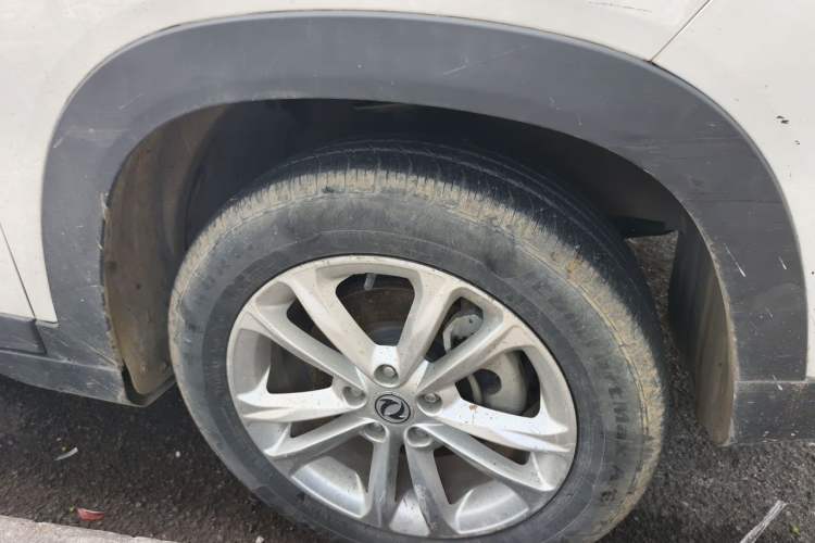 Used Dongfeng Fengon S560 2019 1.8L Manual Urban Model Right Front Wheel Hub