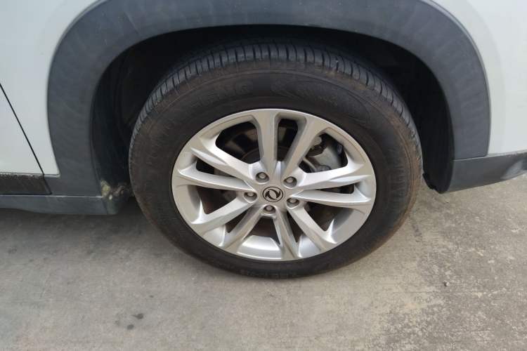 Used Dongfeng Fengon S560 2019 1.8L CVT Elite Model Right Front Wheel Hub