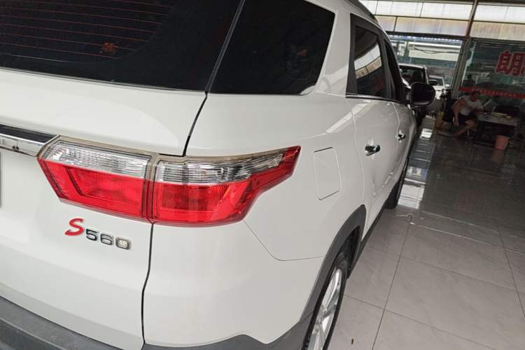 Used Dongfeng Fengon S560 2019 1.8L CVT Elite Model Right Rear Taillight