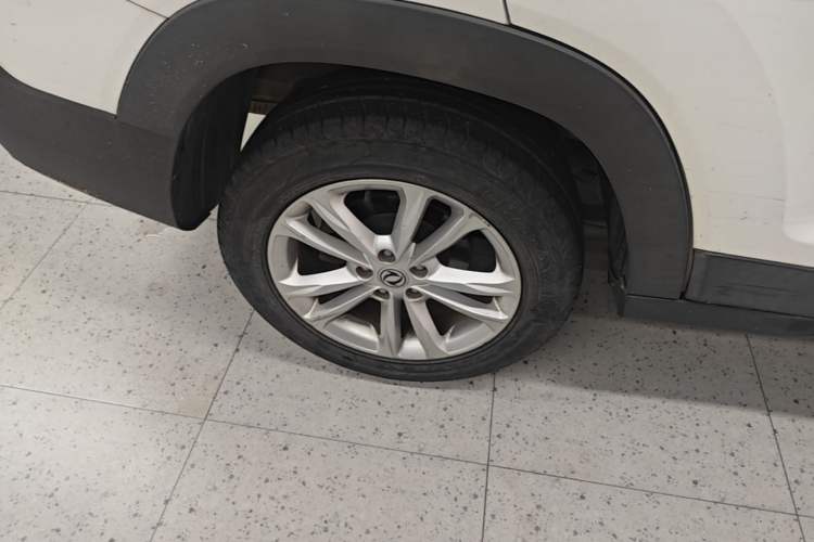 Used Dongfeng Fengon S560 2019 1.8L Manual Urban Model Right Rear Wheel Hub