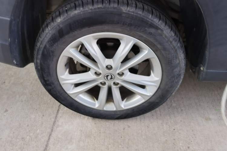 Used Dongfeng Fengon S560 2019 1.8L CVT Elite Model Right Rear Wheel Hub