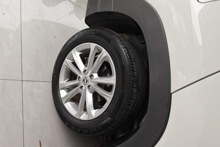 Used Dongfeng Fengon S560 2019 1.8L CVT Elite Model Right Rear Wheel Hub