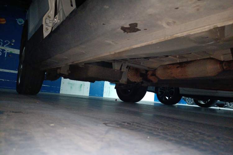 Used Dongfeng Fengon S560 2019 1.8L CVT Elite Model Right Side Sill