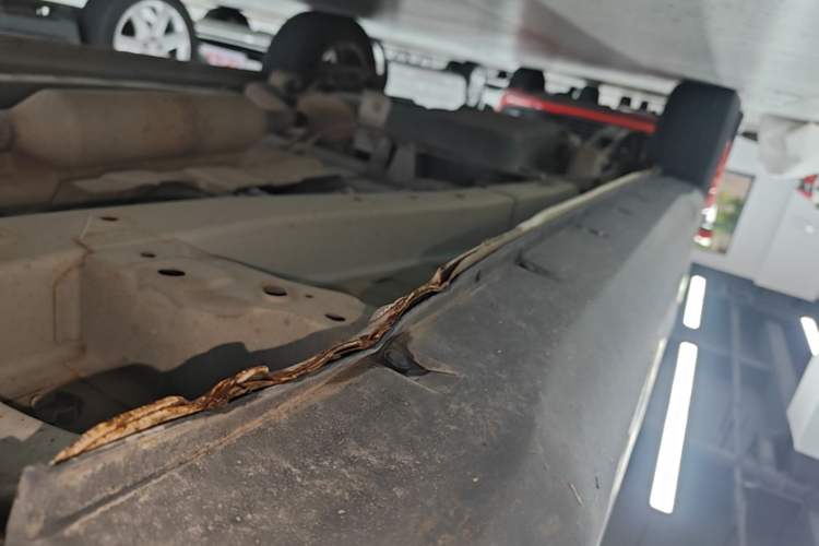 Used Dongfeng Fengon S560 2019 1.8L Manual Urban Model Right Side Sill