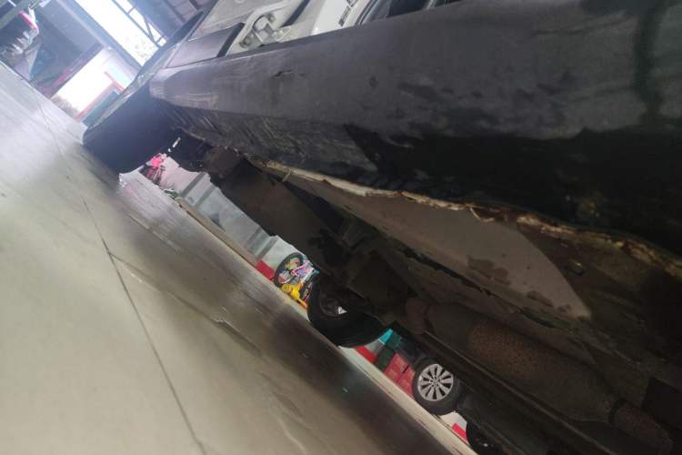 Used Dongfeng Fengon S560 2019 1.8L CVT Elite Model Right Side Sill