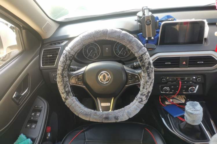 Used Dongfeng Fengon S560 2019 1.8L Manual Urban Model Steering Wheel