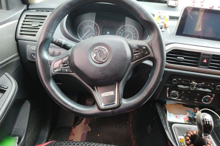 Used Dongfeng Fengon S560 2019 1.8L Manual Urban Model Steering Wheel