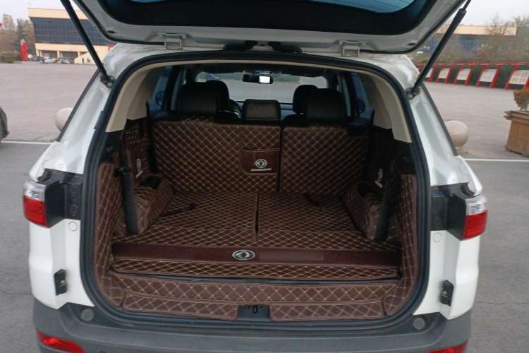 Used Dongfeng Fengon S560 2019 1.8L CVT Comfort Edition Trunk