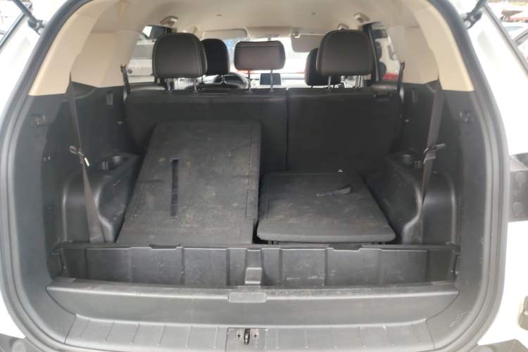 Used Dongfeng Fengon S560 2019 1.8L CVT Elite Model Trunk