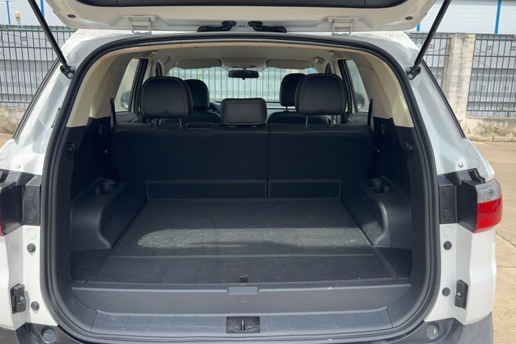 Used Dongfeng Fengon S560 2019 1.8L CVT Elite Model Trunk